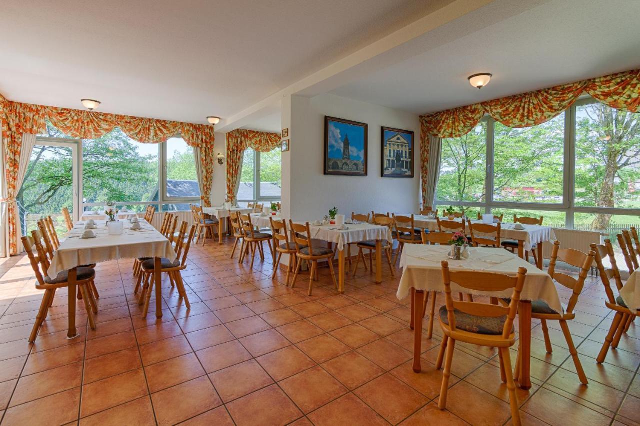 Hotel Haus Oberland Masserberg Eksteriør billede