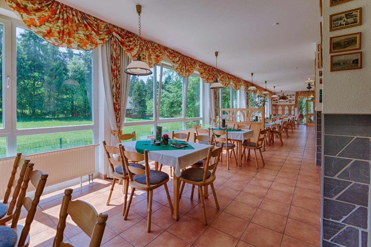 Hotel Haus Oberland Masserberg Eksteriør billede