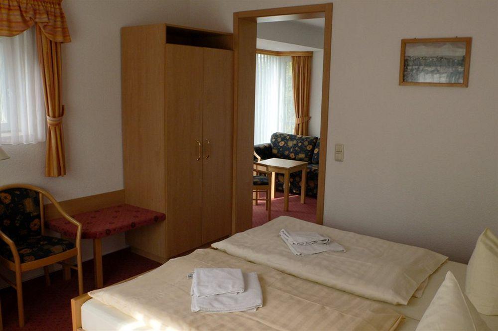 Hotel Haus Oberland Masserberg Eksteriør billede