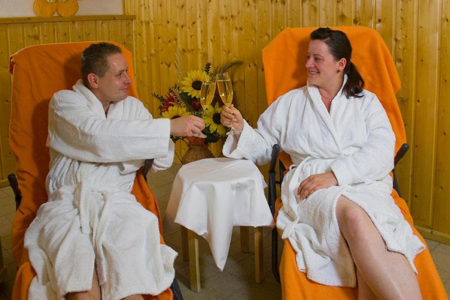 Hotel Haus Oberland Masserberg Eksteriør billede