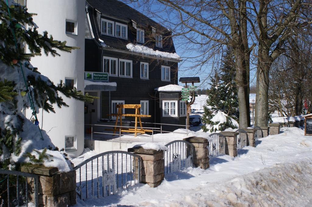 Hotel Haus Oberland Masserberg Eksteriør billede