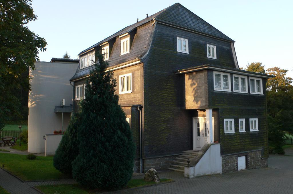 Hotel Haus Oberland Masserberg Eksteriør billede